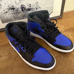 Jordan 1 Mid