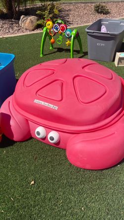 Step 2 Red Crabbie Covered Sandbox