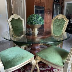 Very  Beautiful gorgeous dining chairs only