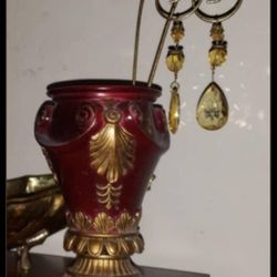 ORNATE GOLD BURGUNDY FLORAL FLOWER VASE STORAGE DISPLAY CUP ACCENT TABLE DECOR