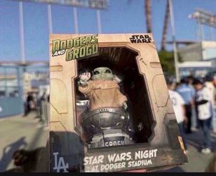 Grogu Star Wars Dodgers Bobblehead Vinyl Exclusive Star Wars Night 2026