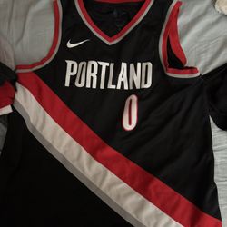 Size XL Damian Lillard Jersey 