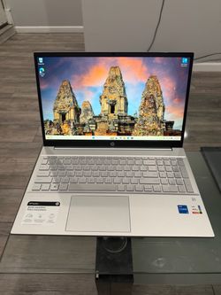 HP Pavilion 15 Touchscreen i5-1335U 13th Gen 16GB RAM 512GB SSD Win11 15.6