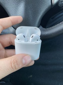 Apple AirPods