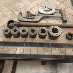 Ridged Pipe Threader