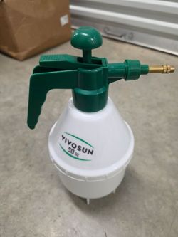 Pump Spray for Garden and Portable water bag