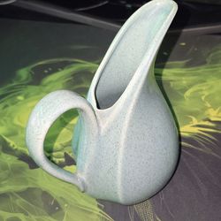 Mini pitcher