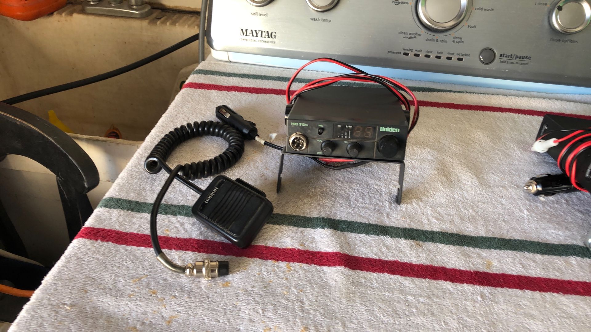 Cb Radio Uniden 510 Every Think Works Good Condition 