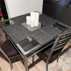Dining table & 4 chairs