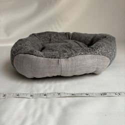 Dog Bed 