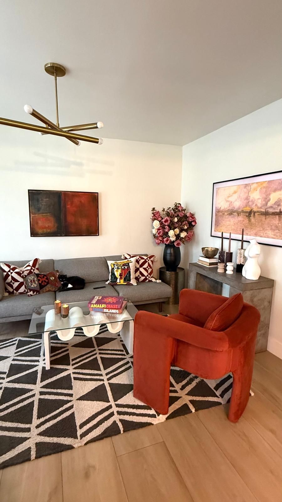 White Wavy Coffee Table With Glass Top