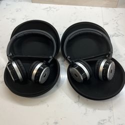 2 Mercedes DVD Headphones 