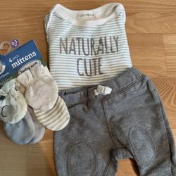 Baby Outfit With Mittens 