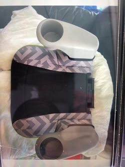 Almost new car booster seat