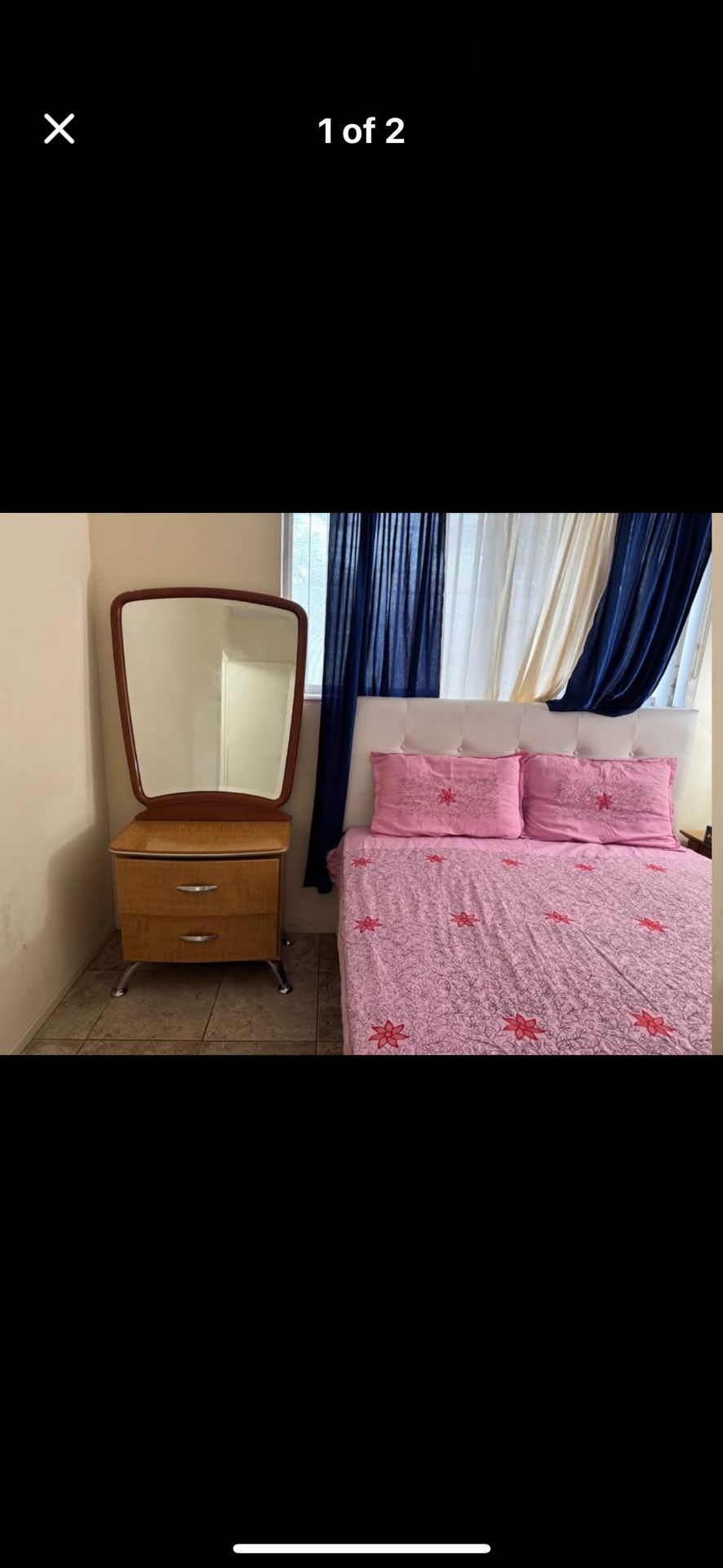 Wooden  Dresser With 2 Drawer  And Mirror 
