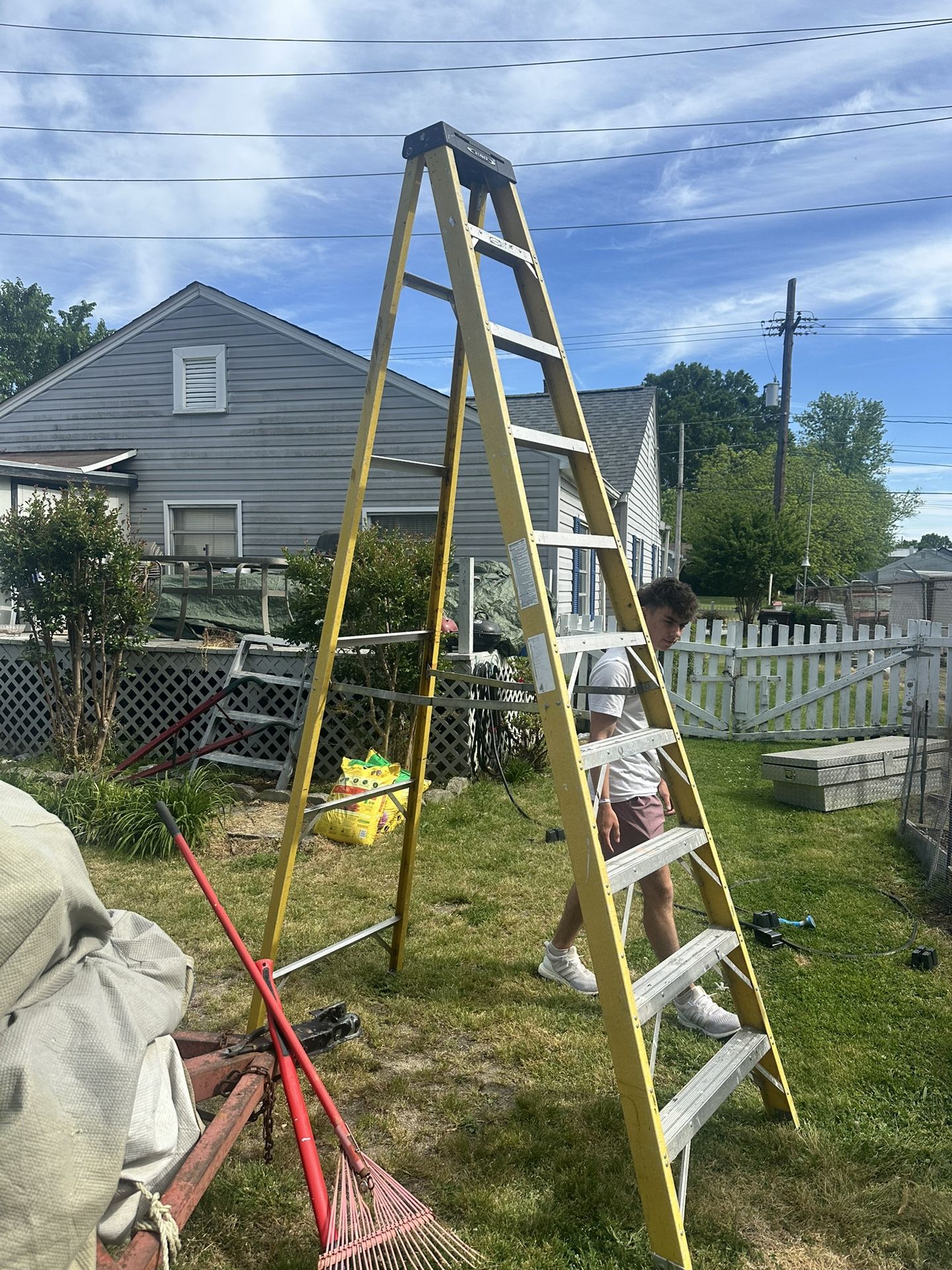 10 Foot Fiberglass Ladder