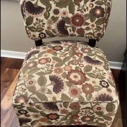 Beautiful Pier One Accent Chair