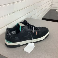Nike Squash Black Menta 