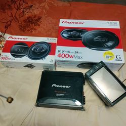 Pioneer Car Sounds System 