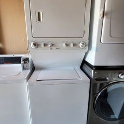 Kenmore 27" Wide Apartment Size Top Load Washer And Gas Dryer Laundry Center Stacked Single Unit Stackable 