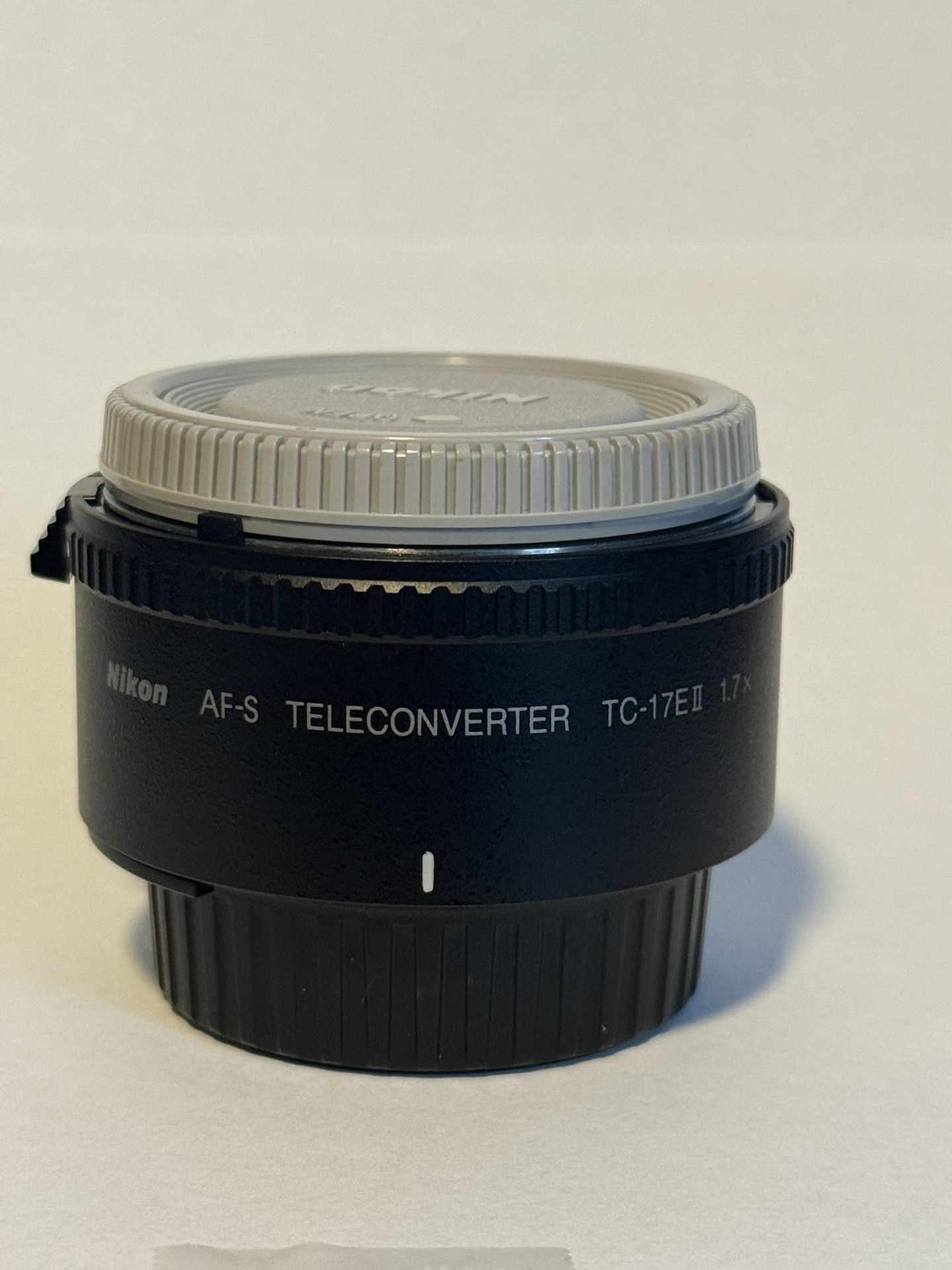 Nikon AF-S FX TC-17E II (1.7x) Teleconverter Lens with Auto Focus for Nikon DSLR Cameras