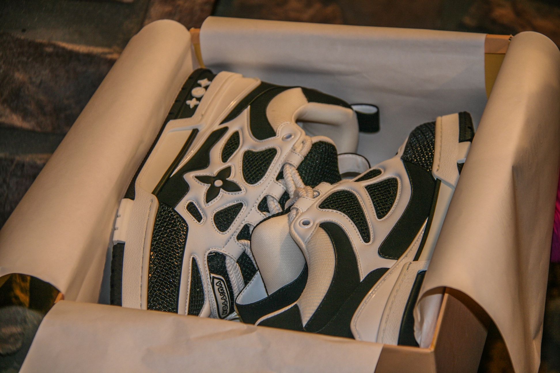 Louis Vuitton SKATE Shoes 👟(Premium Quality) White/Black