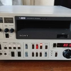 Vintage Sony VO-5850 Professional Editing Deck Professional 3/4″ Format NTSC