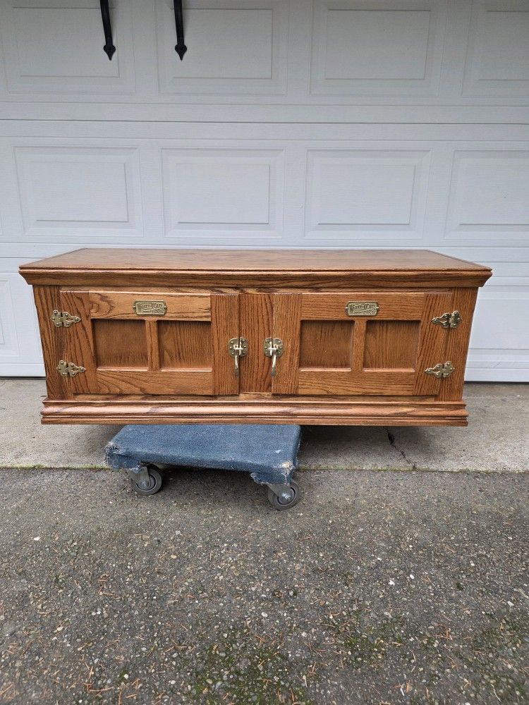 White Clad Coffee Table