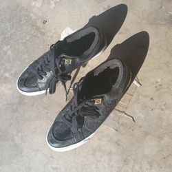 Guess Shoes And Puma Shoes 