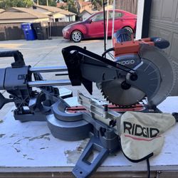 Sliding miter saw 10in