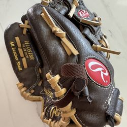 10.5 Rawlings Kids Glove