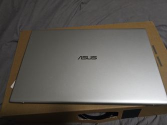 Asus Vivibook 17 M712D 17.3in Laptop