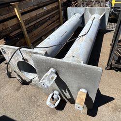Industrial Galvanized Steel Columns 8’