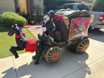 Halloween Horse-Drawn Carriage Blow-Up