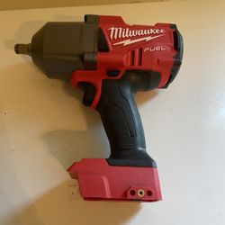 Milwaukee Impact Wrench 1/2”