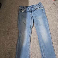 Knox rose size 8 crop jeans