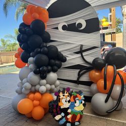 Spooky Balloon & Back Drop 