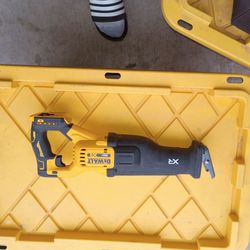 DeWalt reciprocating saw