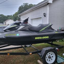2015 Seadoo Gtx limited 260 (TRADES WELCOME)
