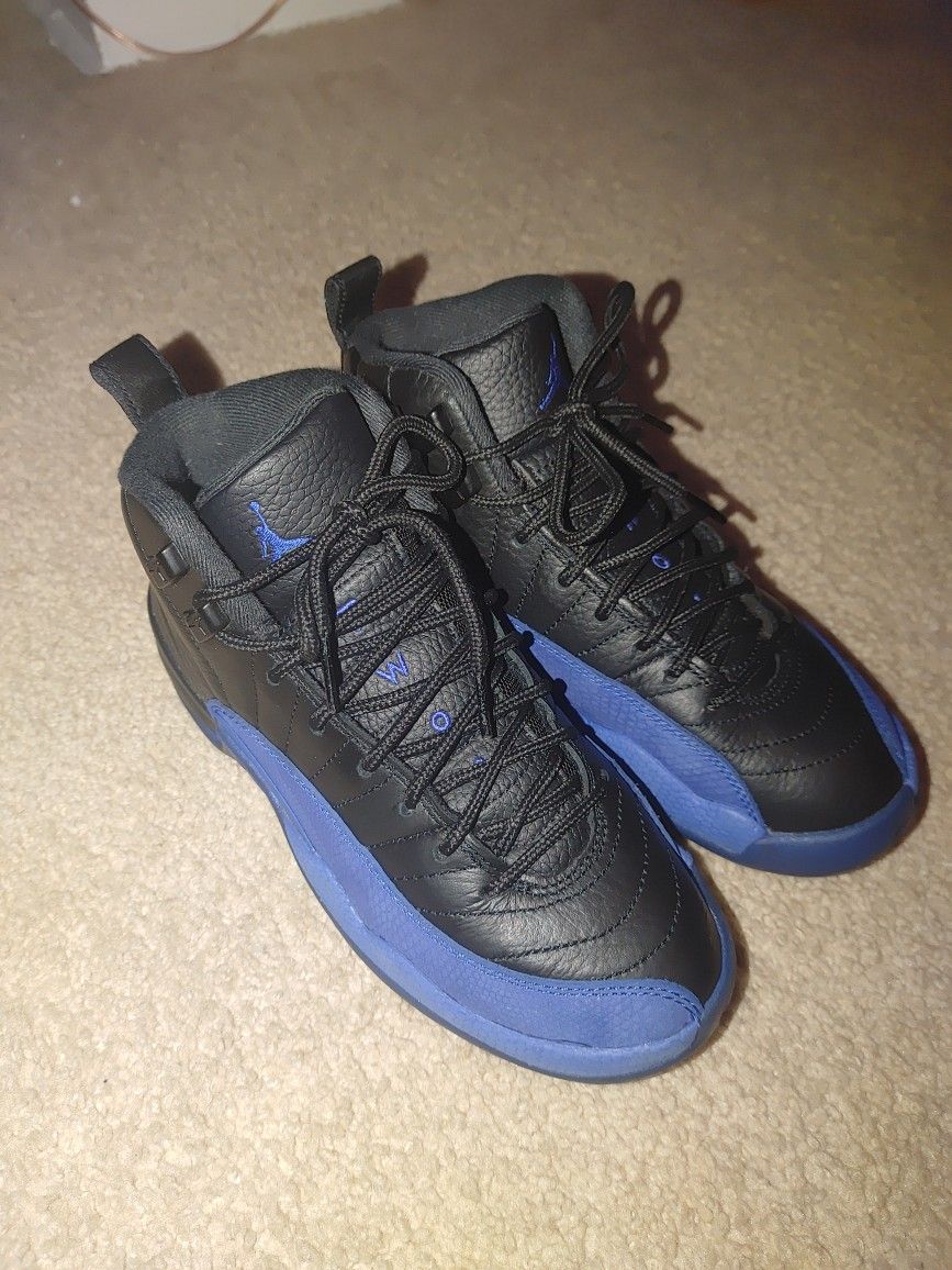 Jordan 12 Royal 4Y Boys