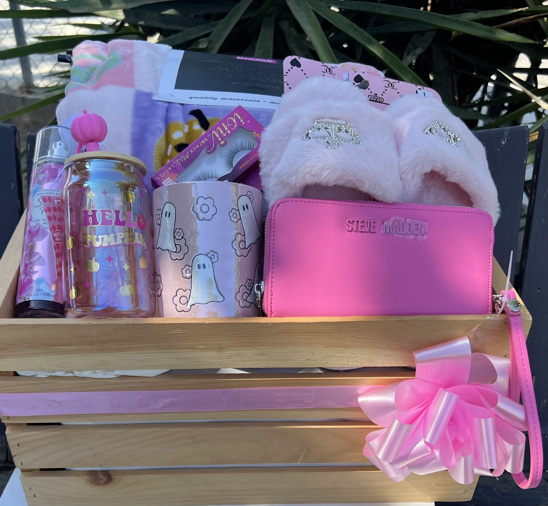 Spooky Basket for Sale in Bakersfield, CA OfferUp