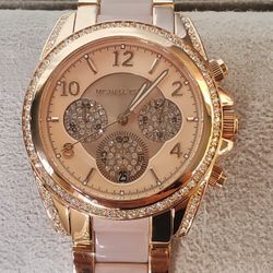 🎀 Michael Kors Women's Pink & Rosegold Watch 🎀