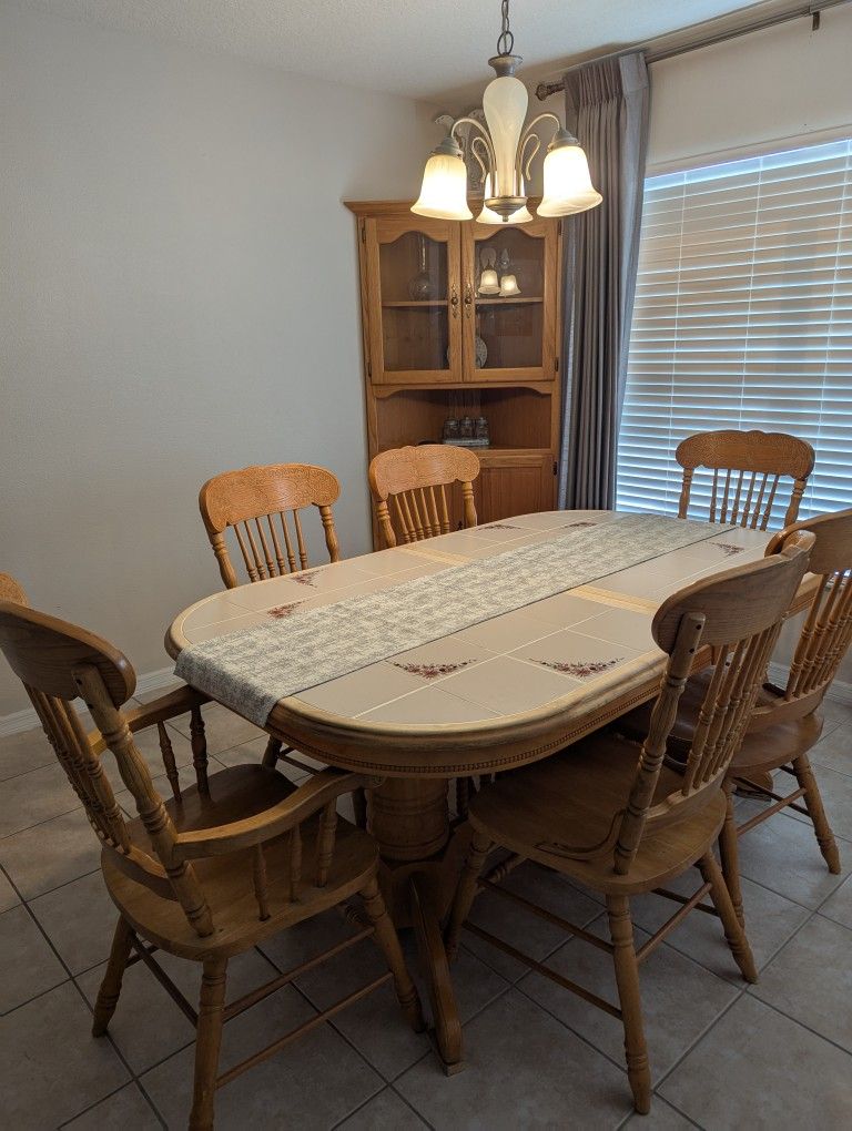 Dining Room Table With Corner Hutch