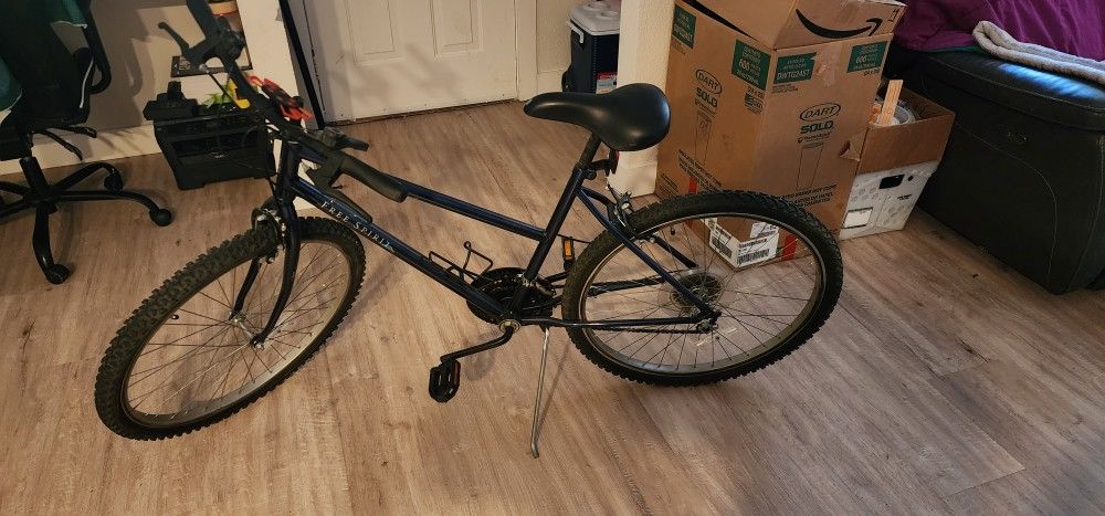 High Country I8 BIke $50 Or Best Offer. Will Also Trade For Vacuum Robot