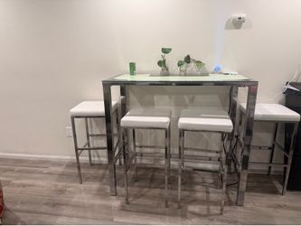 4 stools and Glass dining table
