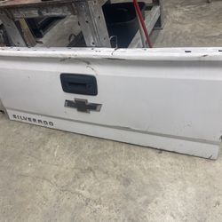 Chevy Tail Gate, Send Offer