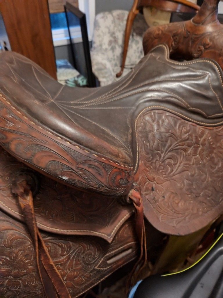 Western Saddle