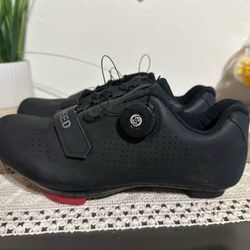 Women’s Cycling Shoes