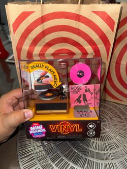 Mini Brands Vinyl Record Player + Vinyl Record