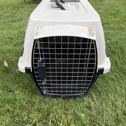 Pet Carrier / Kennel Small Dog Cat  